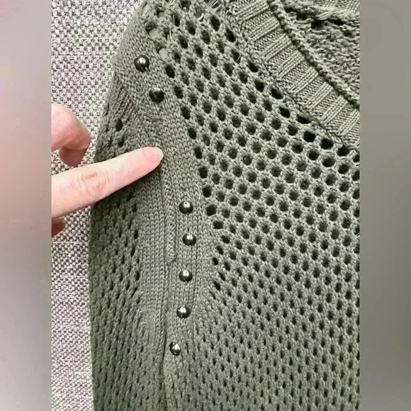 Rock & Republic Women's 100% Cotton Long Sleeve Mesh Sweater With Studs Size M - Picture 5 of 6